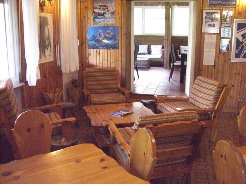 Sporting Hotel Club Pelos Bagian luar foto